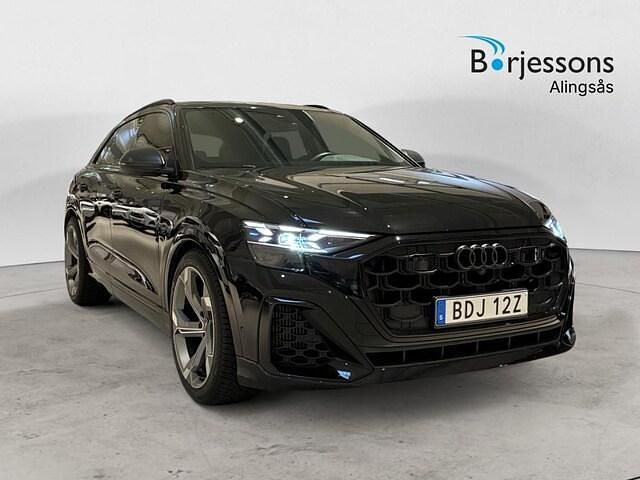 Begagnad Audi SQ8 Premium 514 HK (378 kW) 2023 Mytsvart metallic SUV
