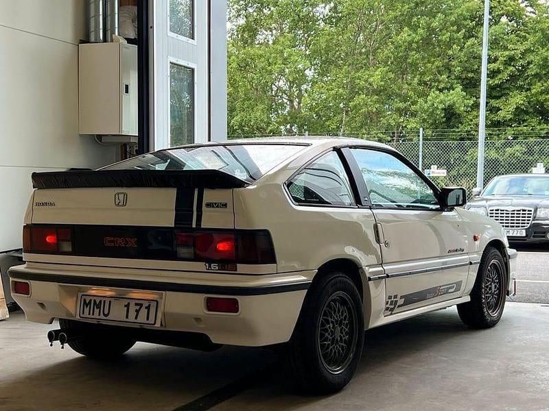 Begagnad Honda CR-X 125 HK (91 kW) 1986 Vit Halvkombi