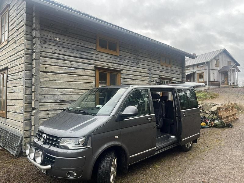 Begagnad 2012 VW Multivan Van | 136 000 kr - Bild 1/4