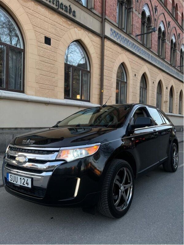 Svart Begagnad 2011 Ford Edge Limited SUV | 95 000 kr - Bild 1/4