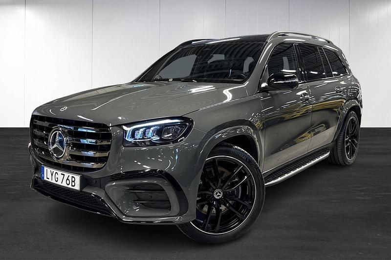 Grå Begagnad 2024 Mercedes GLS450 AMG Line Premium Plus SUV | 1 195 000 kr (Lite dyr) - Bild 1/4