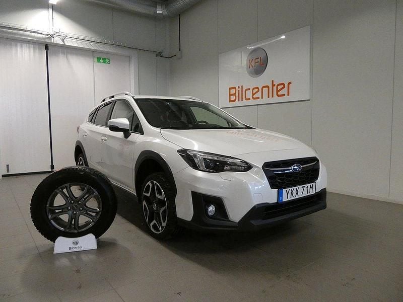 Vit Begagnad 2018 Subaru XV SUV | 229 900 kr (Marknadspris) - Bild 1/3