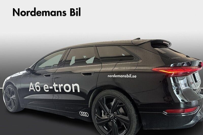 Svart Begagnad 2024 Audi A6 e-tron Design Kombi | 897 100 kr (Lite dyr) - Bild 1/4