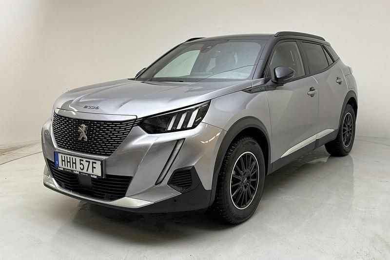 Grå Begagnad 2022 Peugeot e-2008 GT SUV | 189 000 kr (Bra pris) - Bild 1/4