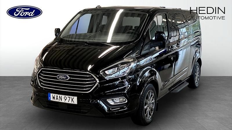 Svart Begagnad 2023 Ford Tourneo Custom Van | 399 000 kr - Bild 1/4