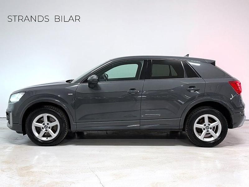 Begagnad Audi Q2 S-Line 150 HK (110 kW) 2016 Grå SUV