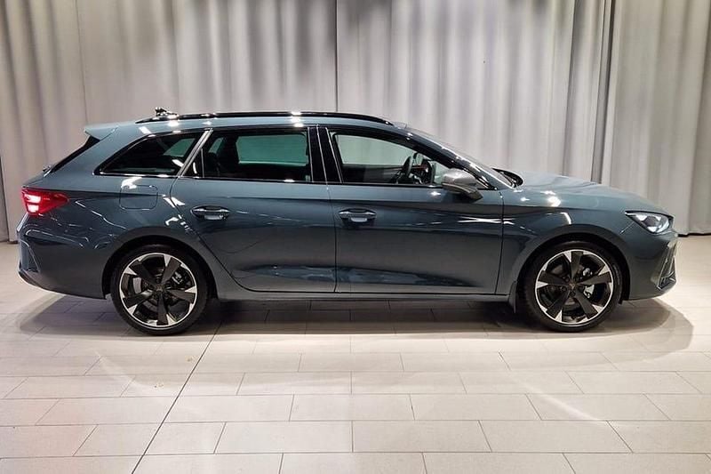 Ny Cupra Leon 151 HK (111 kW) 2025 Blå