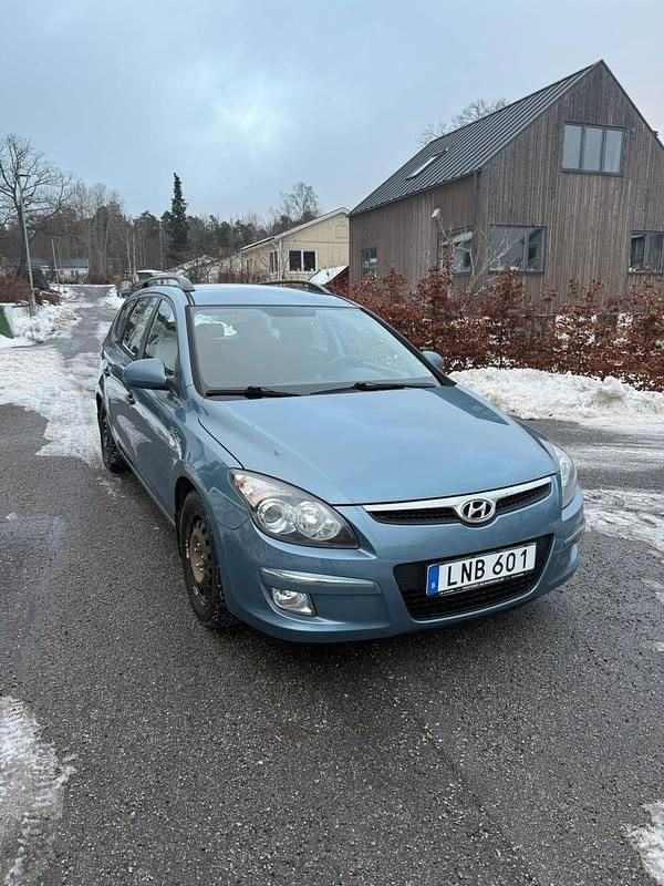 Begagnad 2010 Hyundai i30 Kombi | 29 000 kr (Marknadspris) - Bild 1/4