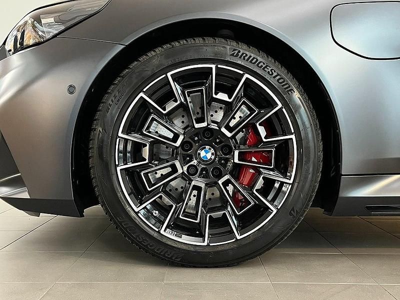 Ny BMW M5 Shadowline 30 HK (22 kW) 2026 Grå Kombi