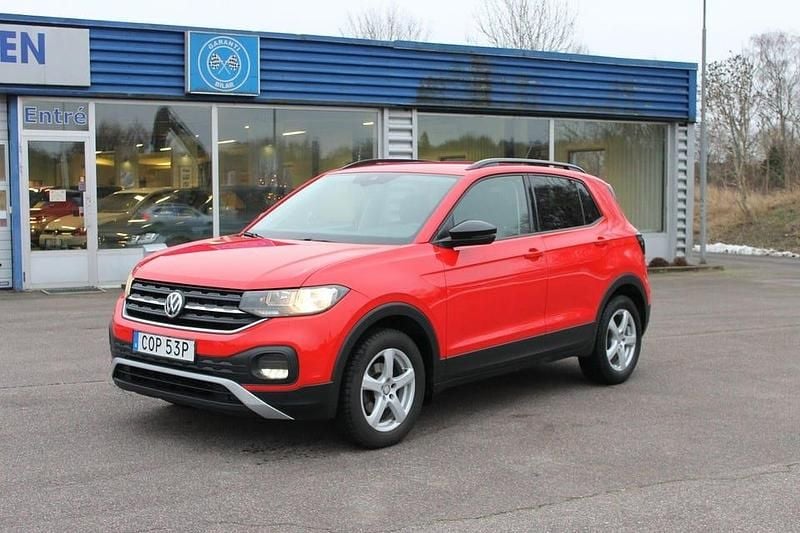 Röd Begagnad 2019 VW T-Cross SUV | 158 800 kr (Marknadspris) - Bild 1/4