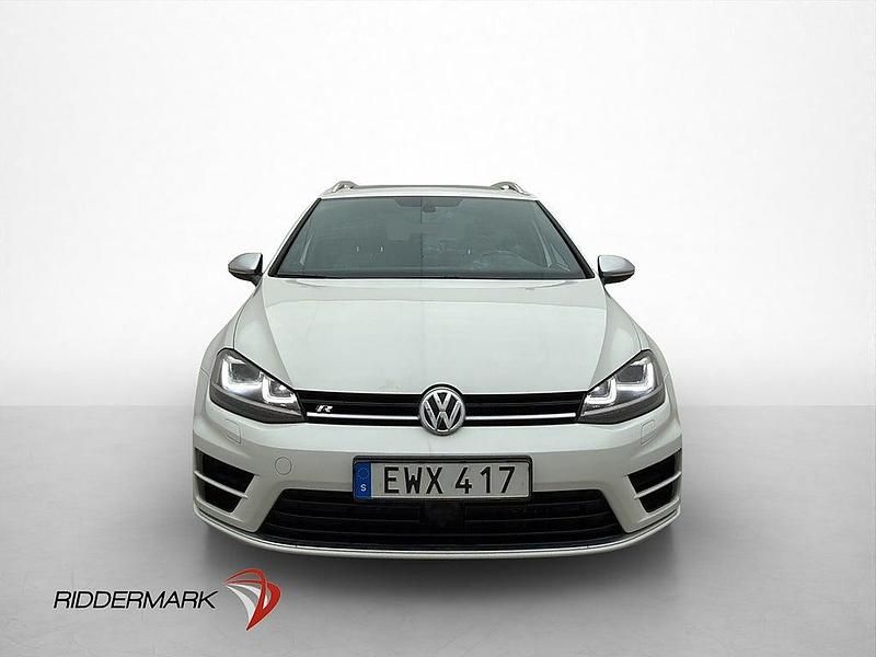 Begagnad VW Golf VII R 301 HK (221 kW) 2015 Vit Kombi
