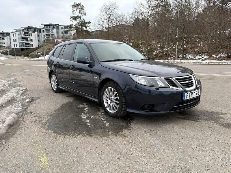 Nocturne blue Begagnad 2011 Saab 9-3 Kombi | 62 000 kr (Marknadspris) - Bild 1/4