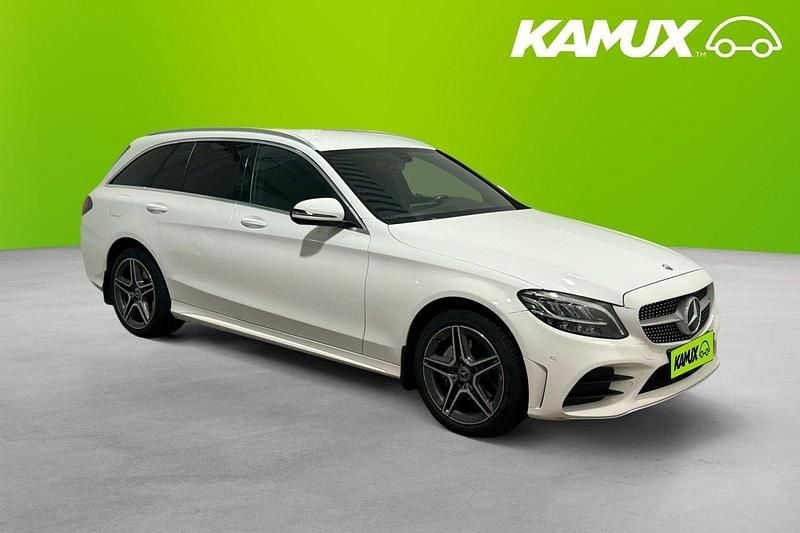Vit Begagnad 2020 Mercedes C200 AMG Kombi | 264 900 kr (Bra pris) - Bild 1/3