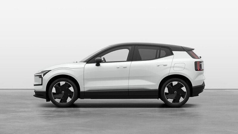 Vit Ny 2025 Volvo EX30 Plus SUV | 528 700 kr (Lite dyr) - Bild 1/4
