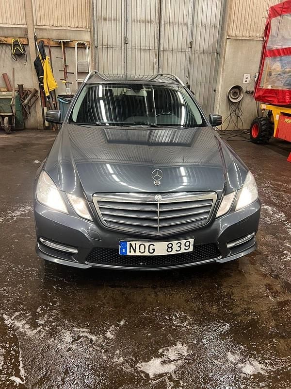 Begagnad 2013 Mercedes E200 | 87 500 kr (Marknadspris) - Bild 1/4
