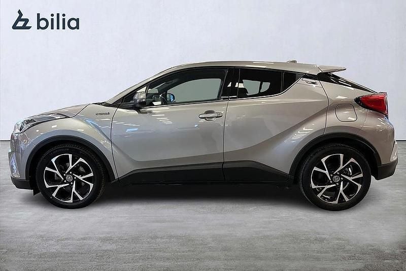 Begagnad Toyota C-HR Edition 124 HK (91 kW) 2019 Mörkgrå SUV