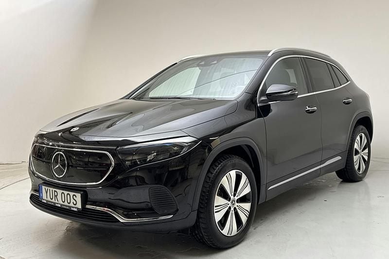 Svart Begagnad 2023 Mercedes EQA250 Progressive SUV | 349 000 kr (Superpris) - Bild 1/4