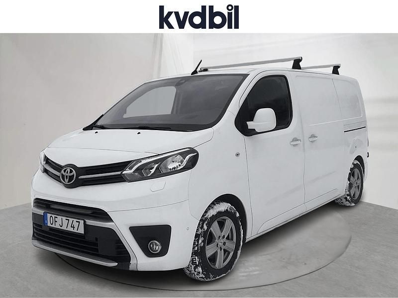 Vit Begagnad 2017 Toyota Proace Minibuss | 119 000 kr - Bild 1/3