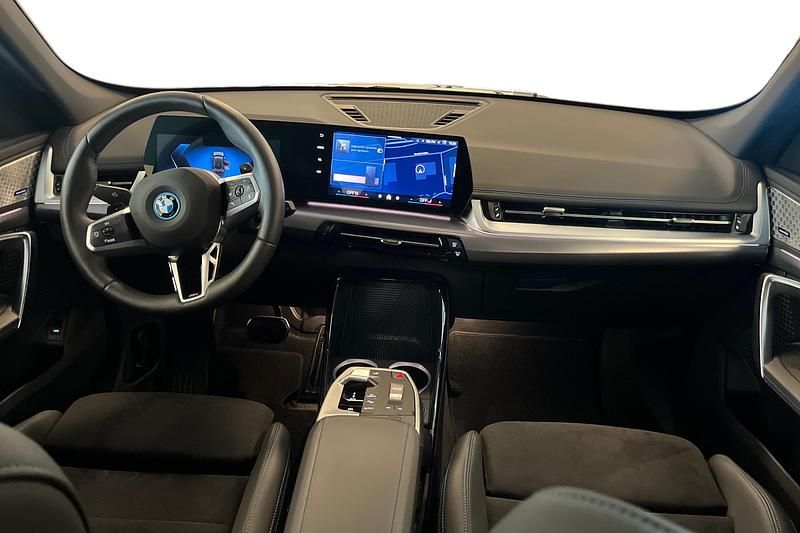 Begagnad BMW X1 M Sport 245 HK (180 kW) 2025 Svart SUV