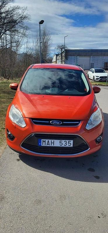 Orange Begagnad 2012 Ford C-MAX Titanium Minibuss | 48 000 kr (Marknadspris) - Bild 1/4
