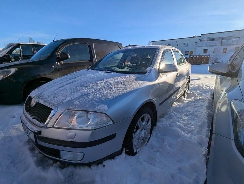 Begagnad Skoda Octavia 160 HK (117 kW) 2008