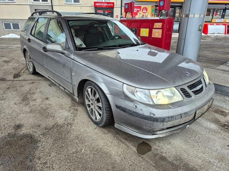 Begagnad Saab 9-5 Aero 250 HK (183 kW) 2003 Kombi