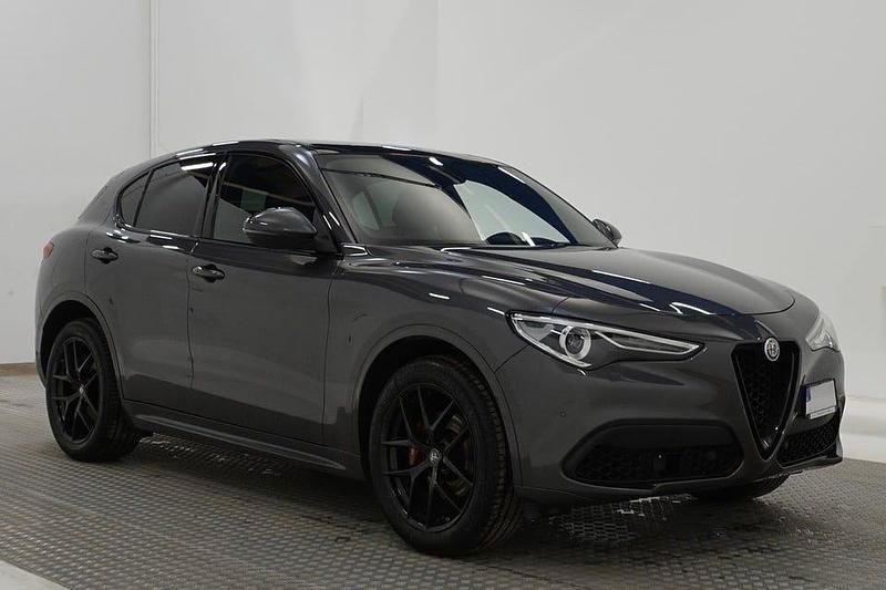 Begagnad 2020 Alfa Romeo Stelvio SUV | 399 000 kr - Bild 1/4