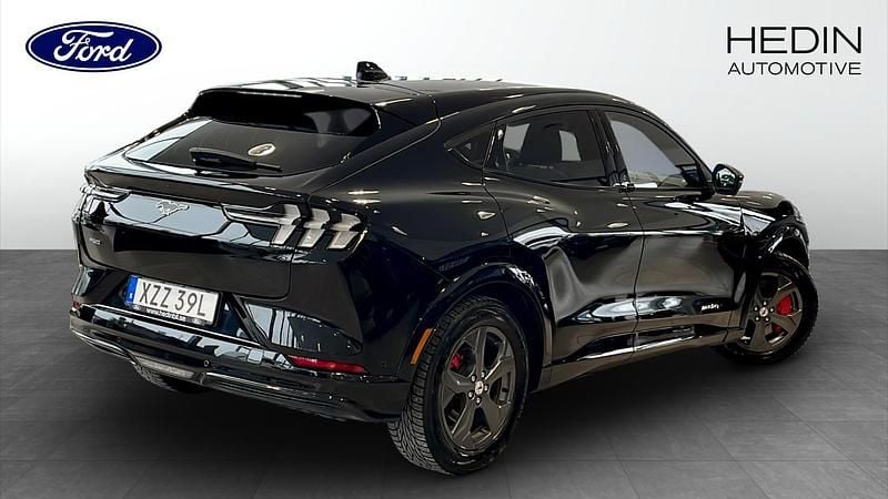 Begagnad Ford Mustang 351 HK (258 kW) 2021 Halvkombi