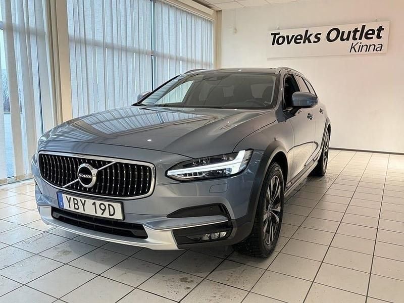 Blå Begagnad 2019 Volvo V90 CC Kombi | 239 900 kr (Bra pris) - Bild 1/4