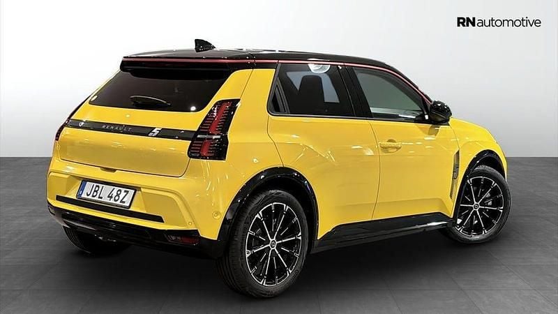 Ny Renault R5 Iconic 11 kW (15 HK) 2025 Gul Halvkombi