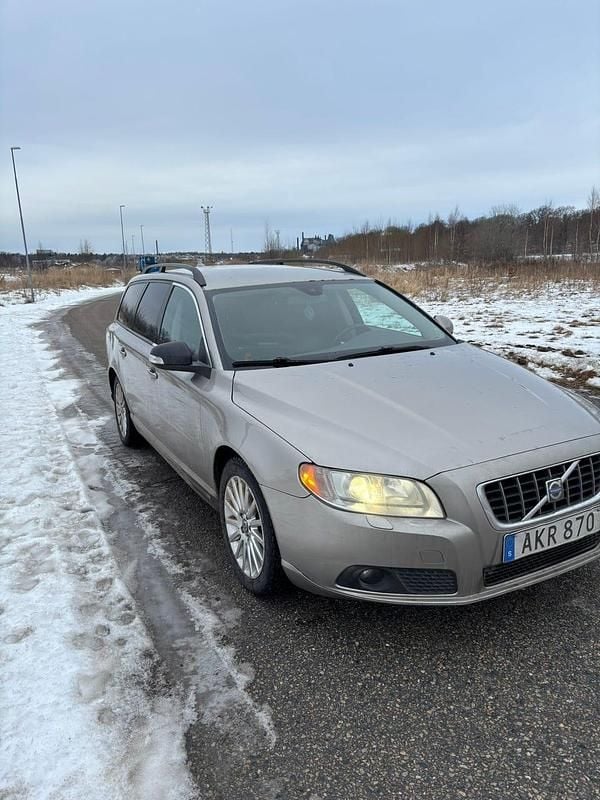 Begagnad Volvo V70 163 HK (119 kW) 2009 Kombi