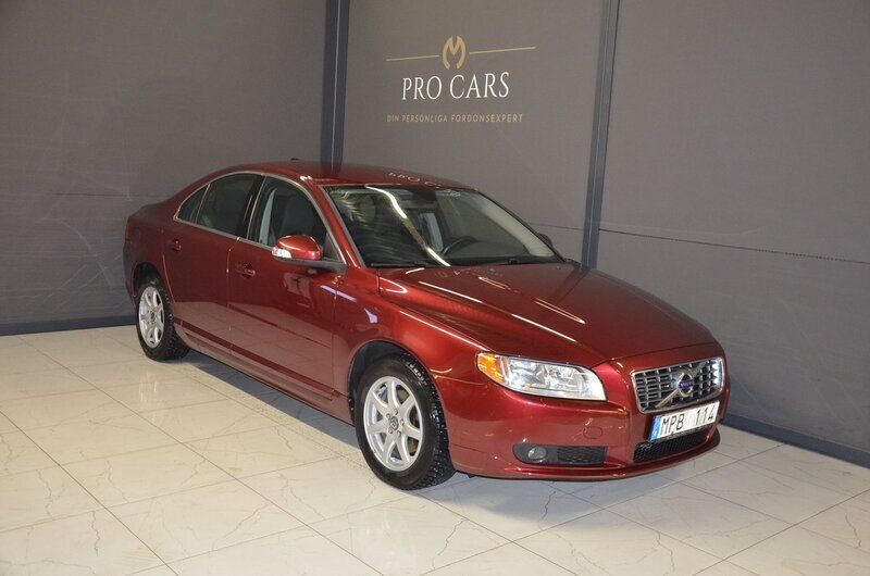 Röd Begagnad 2010 Volvo S80 Drive Kinetic Sedan | 79 800 kr (Marknadspris) - Bild 1/4