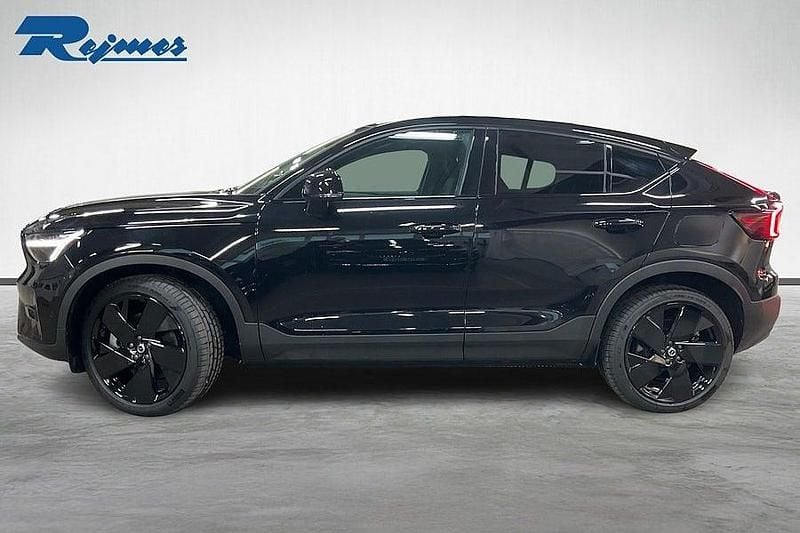 Begagnad Volvo EC40 Plus 325 kW (442 HK) 2024 Svart SUV