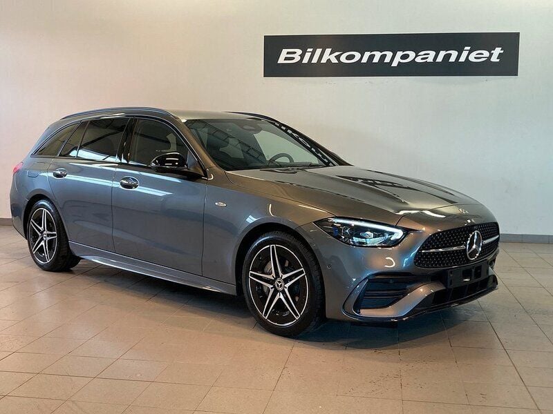 Ny 2025 Mercedes C300e Advanced Kombi | 694 100 kr (Dyr) - Bild 1/4