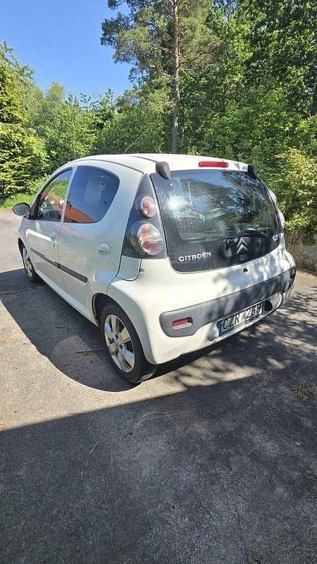 Begagnad Citroën C1 68 HK (50 kW) 2009 Vit Halvkombi