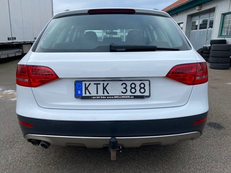 Begagnad Audi A4 Allroad Comfort 170 HK (125 kW) 2010 Vit Kombi
