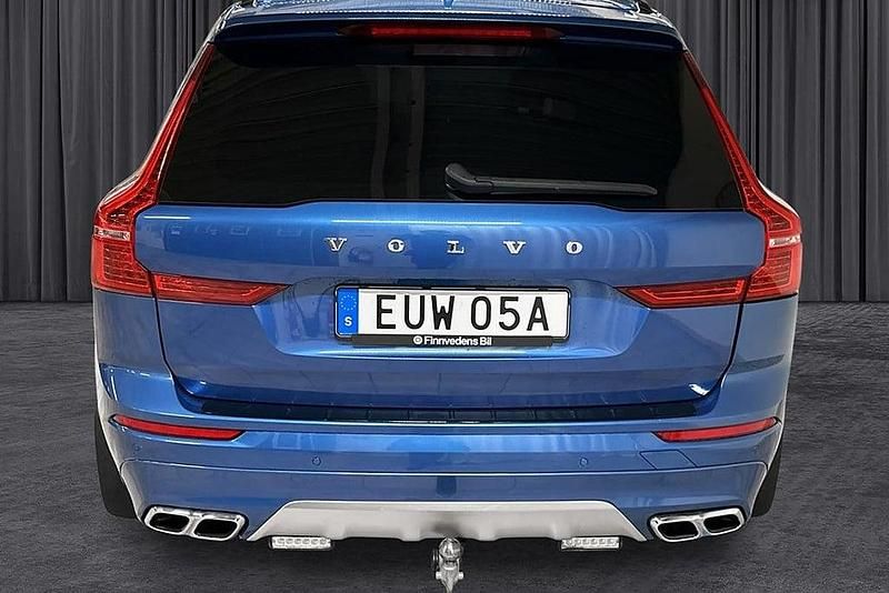 Begagnad Volvo XC60 R-Design 303 HK (222 kW) 2019 Blå SUV