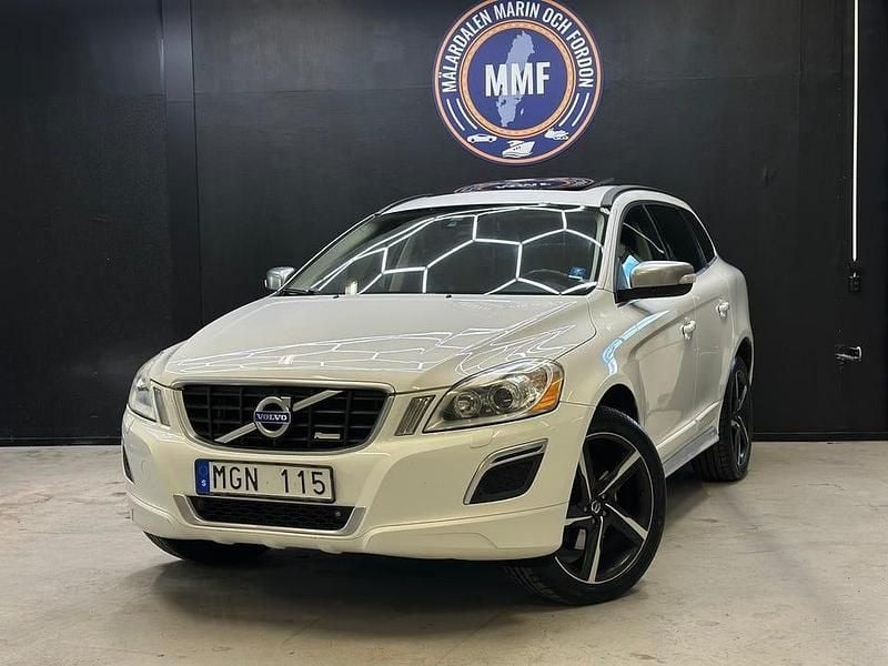 Vit Begagnad 2012 Volvo XC60 R-Design SUV | 129 800 kr (Bra pris) - Bild 1/4