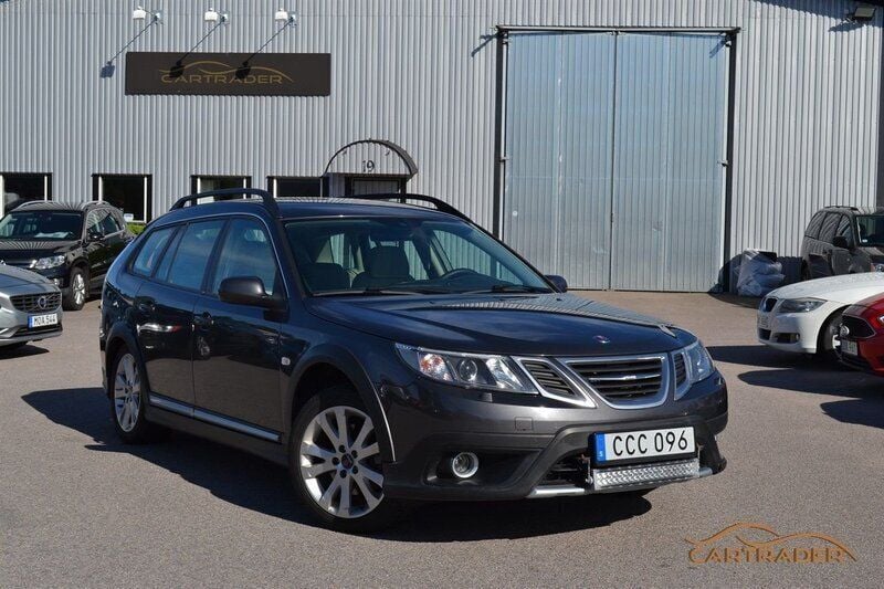 Grå Begagnad 2010 Saab 9-3X Kombi | 82 900 kr - Bild 1/4
