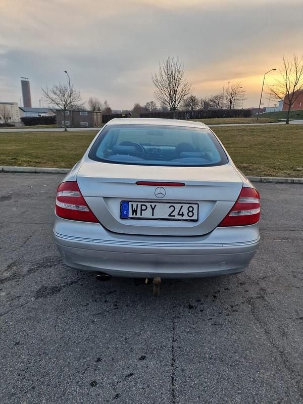 Begagnad Mercedes CLK200 163 HK (119 kW) 2005 Sportkupé