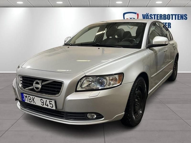 Begagnad Volvo S40 Momentum 116 HK (85 kW) 2012 Grå Sedan
