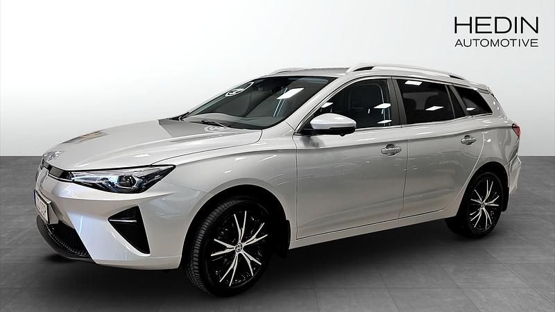 Grå (grey) Begagnad 2022 MG MG5 EV Luxury Kombi | 230 000 kr - Bild 1/4