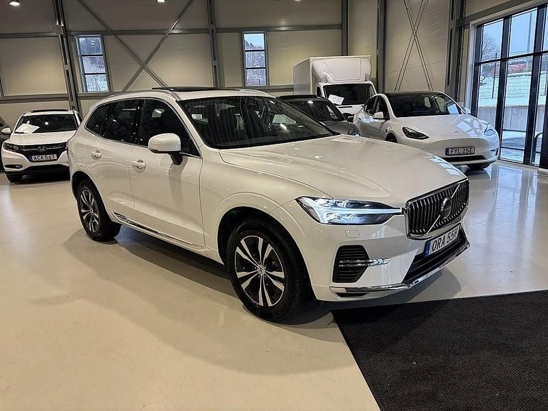 Begagnad Volvo XC60 350 HK (257 kW) 2024 Vit SUV