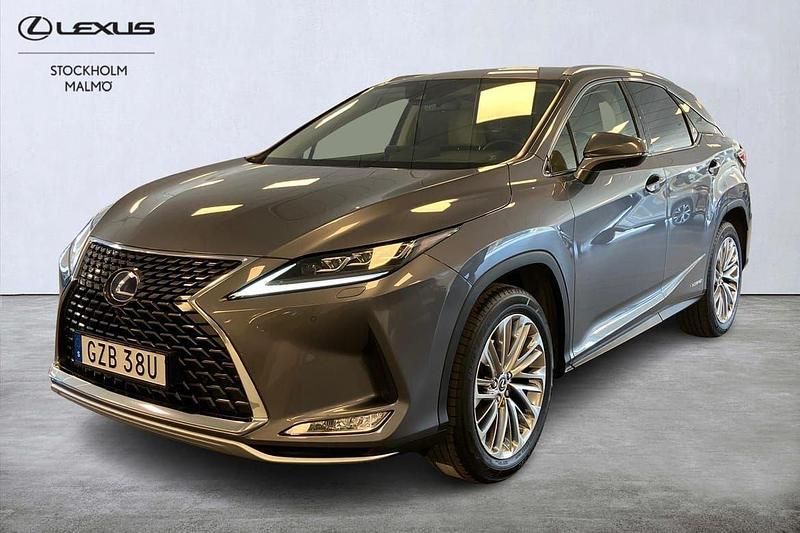 Grå Begagnad 2021 Lexus RX450h SUV | 529 000 kr (Marknadspris) - Bild 1/4