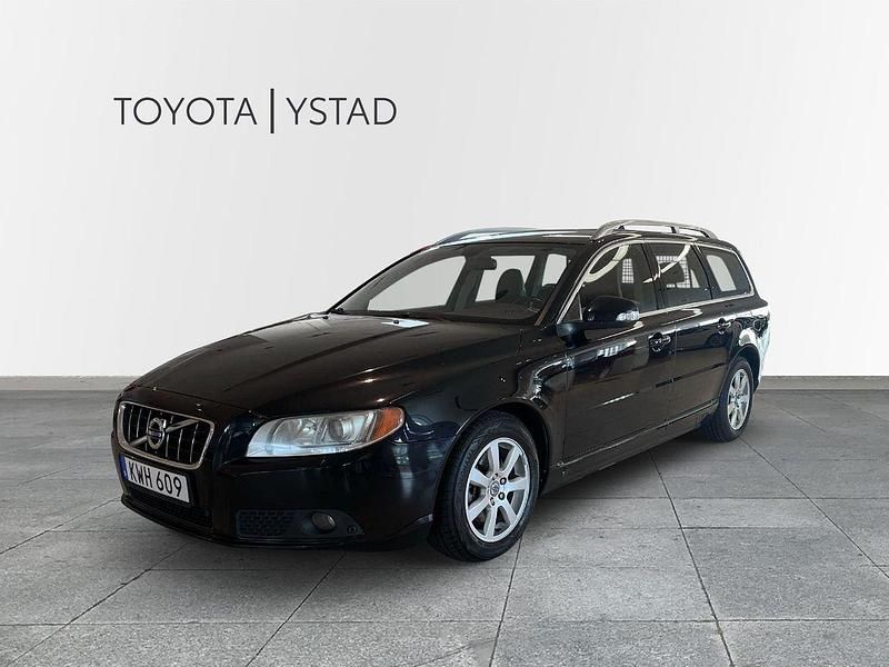 Svart Begagnad 2011 Volvo V70 Summum Kombi | 74 000 kr (Marknadspris) - Bild 1/4