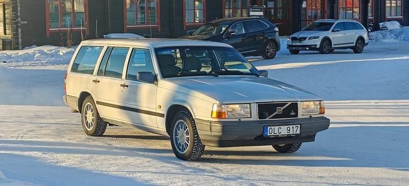 Begagnad Volvo 740 115 HK (84 kW) 1990 Kombi