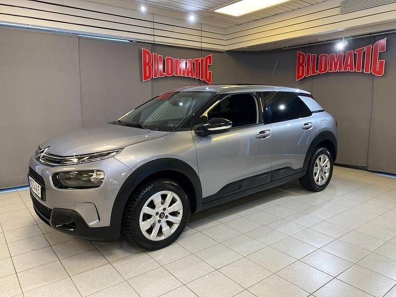 Silver Begagnad 2018 Citroën C4 Cactus Halvkombi | 109 000 kr (Marknadspris) - Bild 1/4