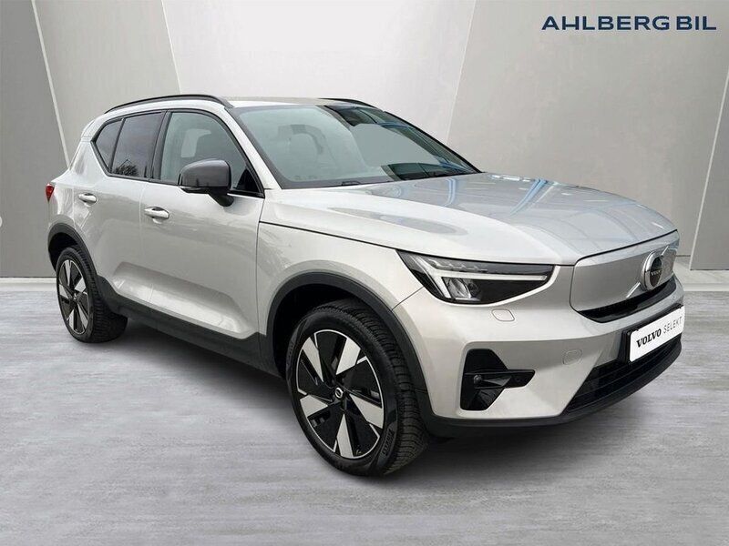 Silver Begagnad 2023 Volvo XC40 Plus SUV | 439 500 kr - Bild 1/4