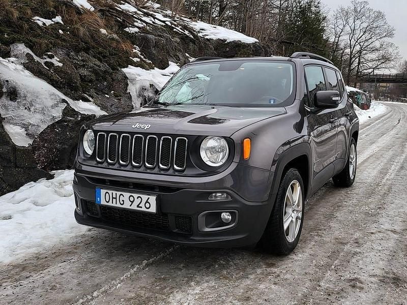 Begagnad Jeep Renegade 140 HK (102 kW) 2017 Granite crystal metallic clearcoat SUV