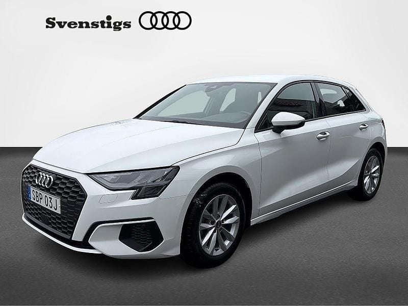 Begagnad Audi A3 Sportback Proline 150 HK (110 kW) 2023 Vit Halvkombi